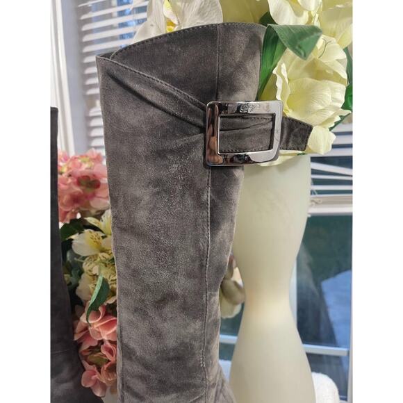 Roger Vivier suede gray boot sz 38 US 8 (taco500 - Picture 2 of 8